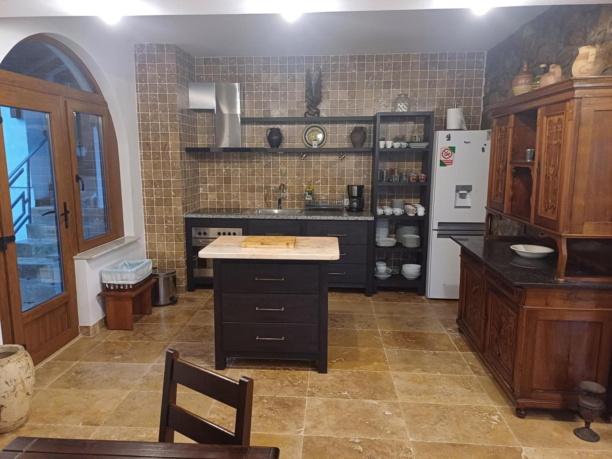Casa Romana Ieşelniţa Exterior foto
