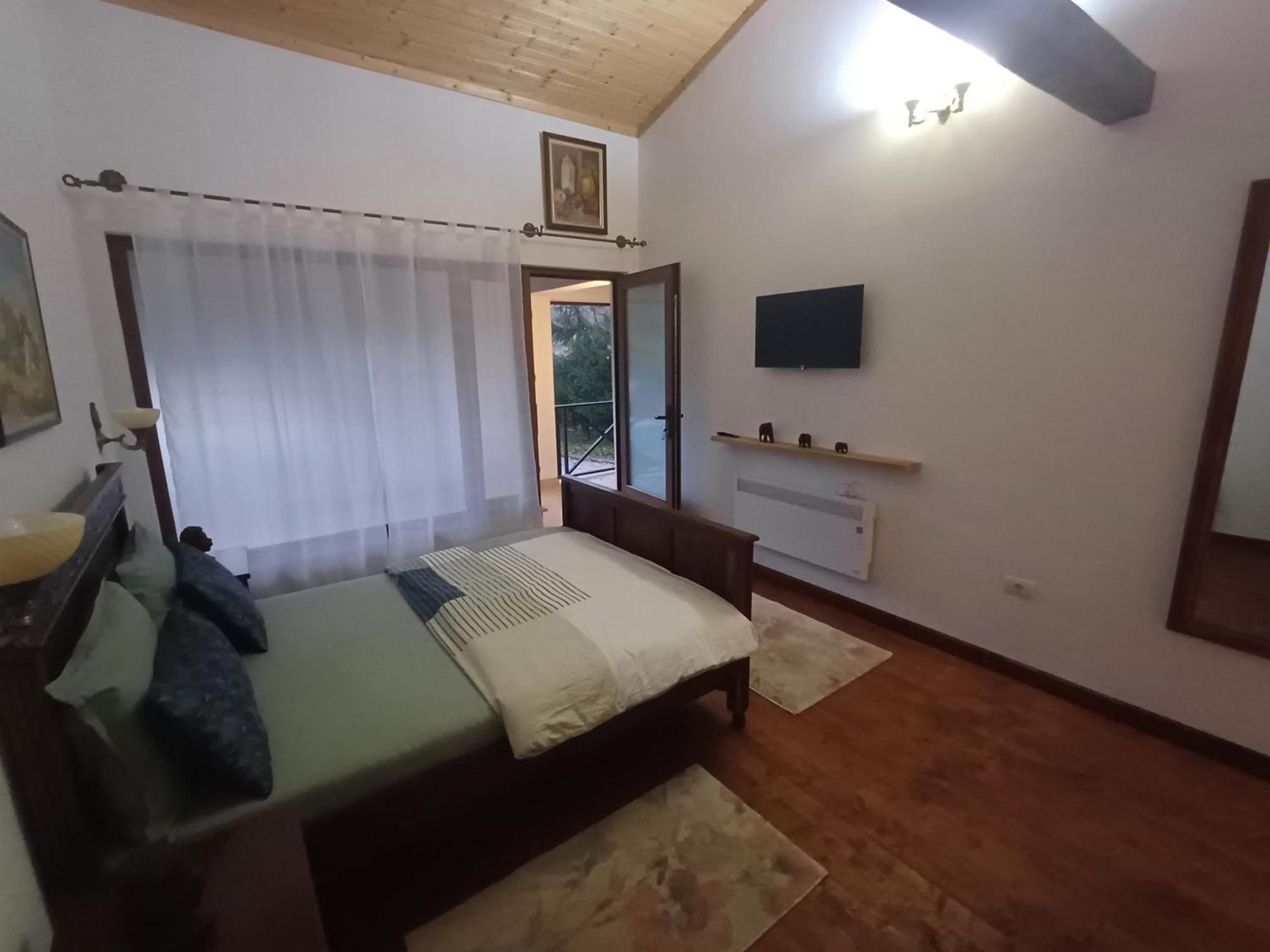 Casa Romana Ieşelniţa Exterior foto