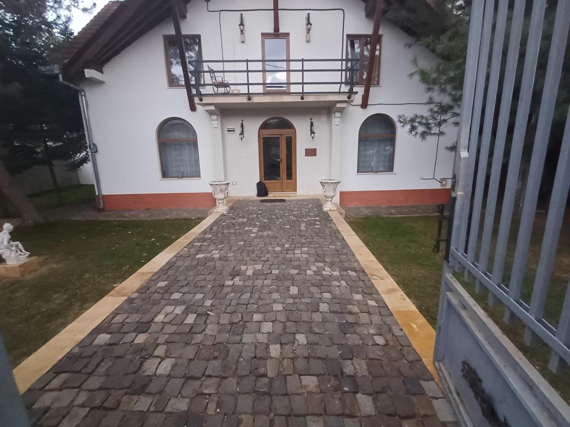 Casa Romana Ieşelniţa Exterior foto