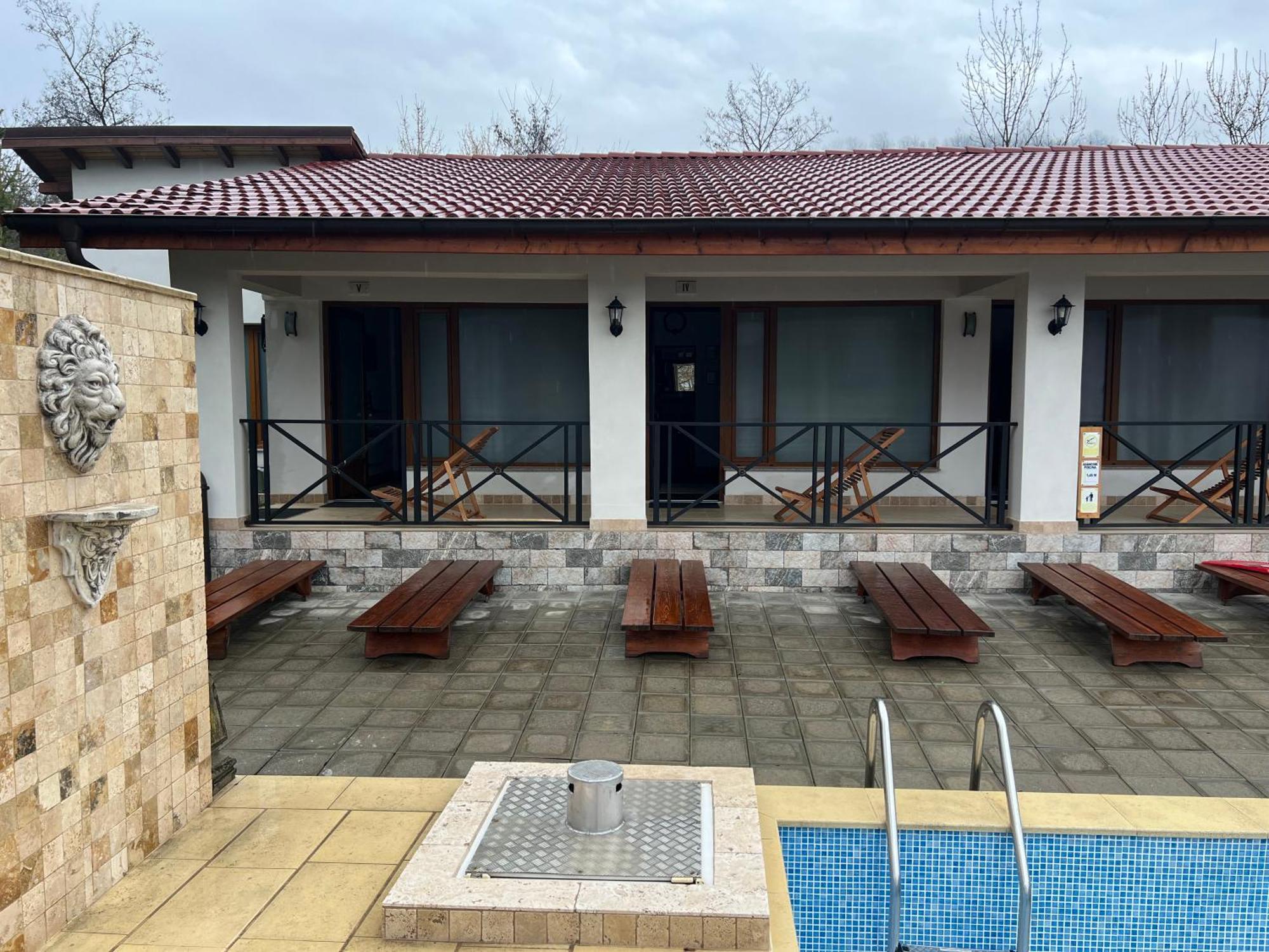 Casa Romana Ieşelniţa Exterior foto